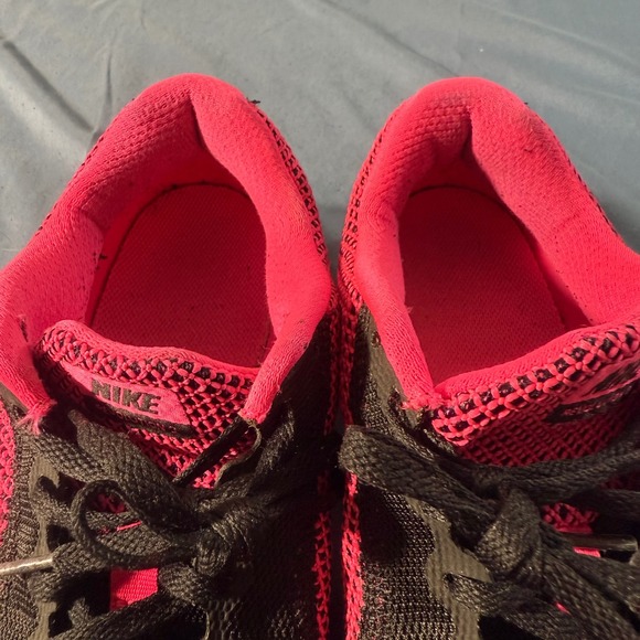 Nike Revolution 3 Women's Running Shoes Black Pink Size 10 - Picture 7 of 8